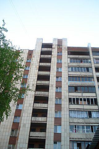 В жилой многоквартирный дом можно превратить и старейшую в России ратушу,  и  храм XVI века на Украине. Фото 1 