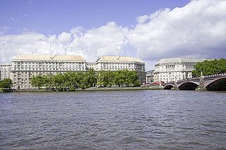 Дебошир из MI5 безуспешно пытался предложить свои услуги КГБ. Фото 1 