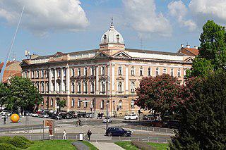 Эллочка-людоедка (на  илл.) учит иностранцев русскому языку. Фото 1 