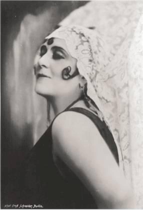 Евгений Онегин женился не на Татьяне и не на Ольге, а на Сигрид. Фото 1 