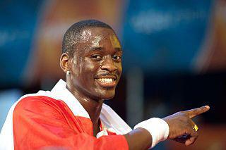 Французский легкоатлет за последние 3 недели трижды превышал прежний мировой рекорд в тройном прыжке в помещении. Фото 1 