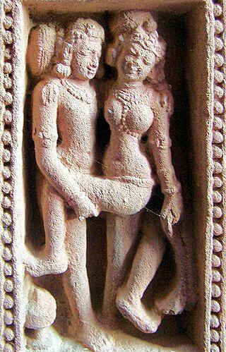 Имя одной «развязной» богини лингвистически может быть родственным древнеиндийскому «Камасутра» или родному слову «хмырь». Фото 1 