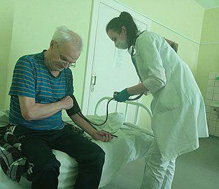 Кровяное давление в венах на несколько мм рт. ст. ниже атмосферного… Фото 1 