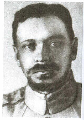 Культурная революция превратила в общежитие храм с могилой белого генерала. Фото 1 