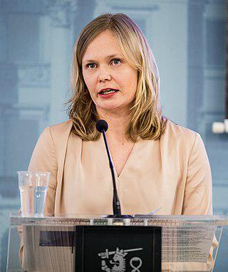 Министр науки и культуры Финляндии Ханна Косонен — чемпионка мира по спортивному ориентированию на лыжах. Фото 1 