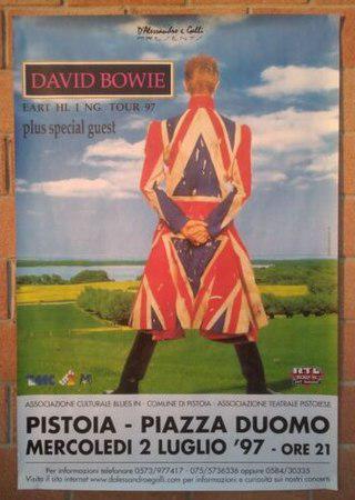 На «секретных» концертах Боуи и его группа выступали под псевдонимом. Фото 2 