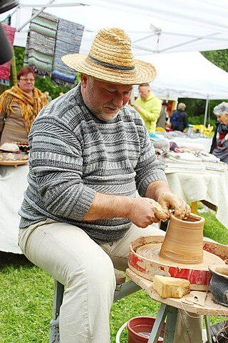 Некоторые ямщики, гончары и плотники в свободное от работы время занимались краснушками и чернушками. Фото 2 