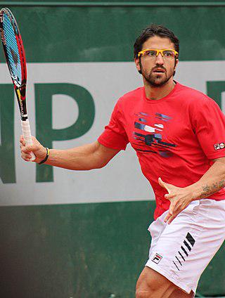 Один из лучших теннисистов Сербии имеет на левой руке татуировку на японском языке с цитатой из знаменитого романа Ф. М. Достоевского. Фото 6 