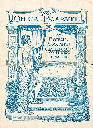 После инцидента в финале Кубка Англии 1922 года вратарь-любитель вынудил Футбольную ассоциацию Англии изменить правила исполнения пенальти. Фото 2 