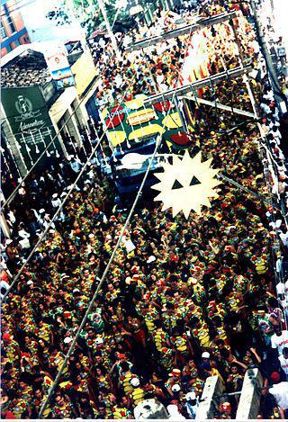 Самый масштабный уличный карнавал проходит вовсе не в Рио-де-Жанейро. Фото 2 