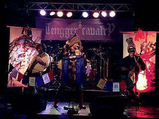 Стиль китайско-американской группы критики назвали «кочевым фолк-металом». Фото 1 