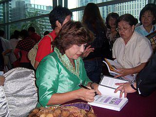 Только в 1982 году главой азиатского банка впервые стала женщина. Фото 2 